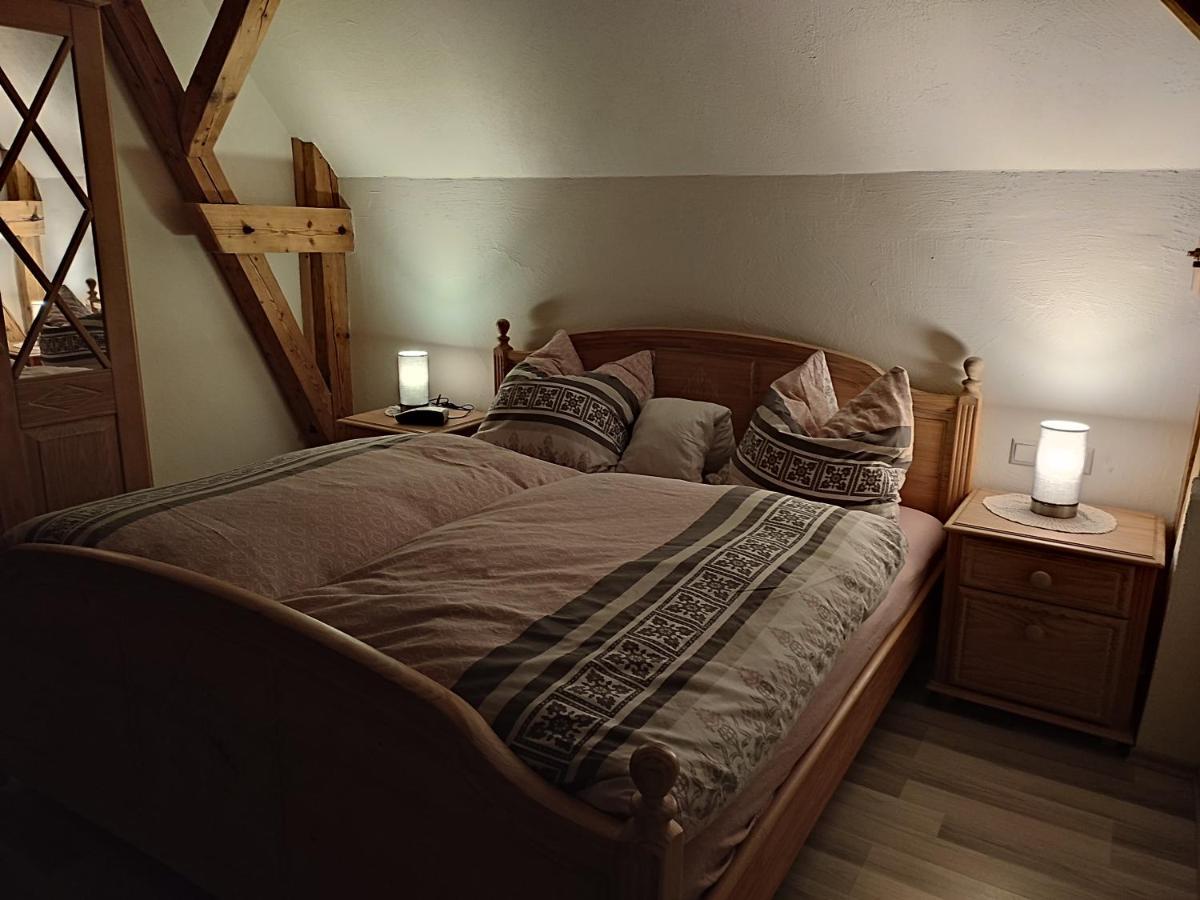 Sonnige Zimmer Hotel Eberhardzell Exterior photo